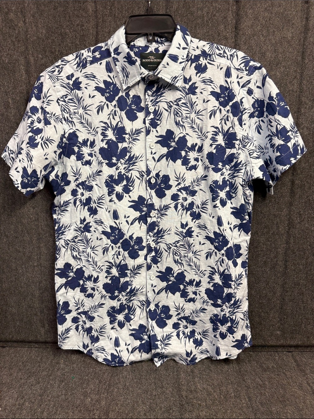 Rodd & Gunn blue  Short-Sleeve Button-Down with Navy Floral Pattern